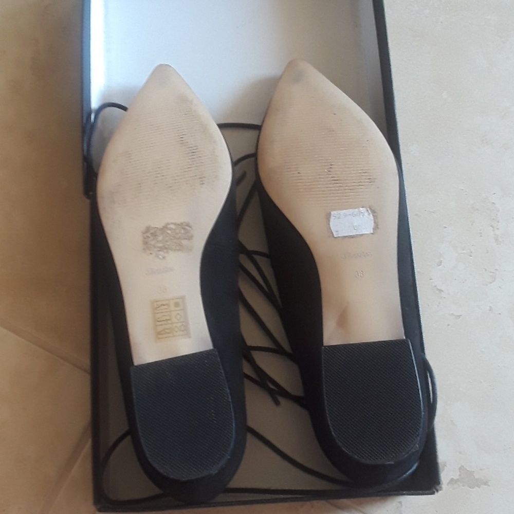 Shoes - Picture 4 of 4